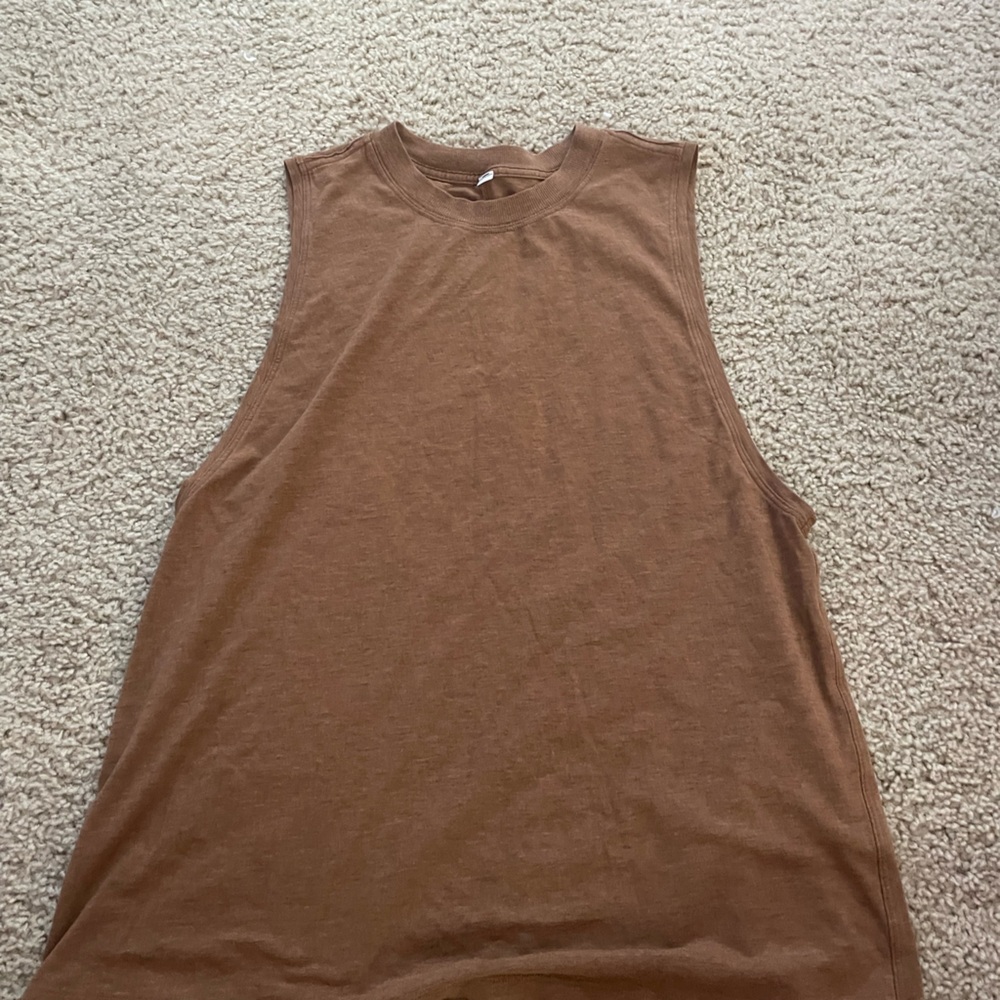 Lulu workout tank